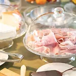 Belverde Boutique Nocleg ze śniadaniem Carrara