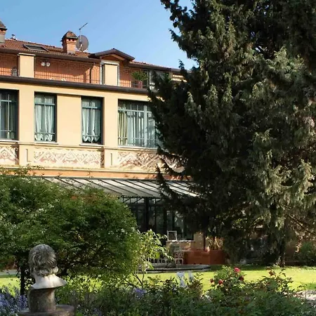 Belverde Boutique Carrara