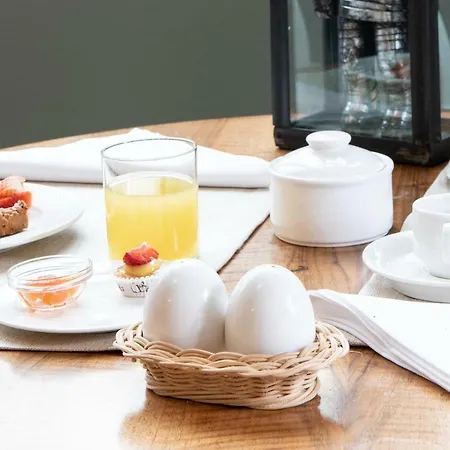 Belverde Boutique Bed & Breakfast Carrara
