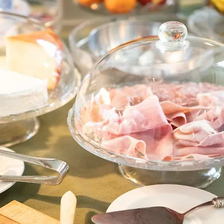 Belverde Boutique Bed & Breakfast Carrara